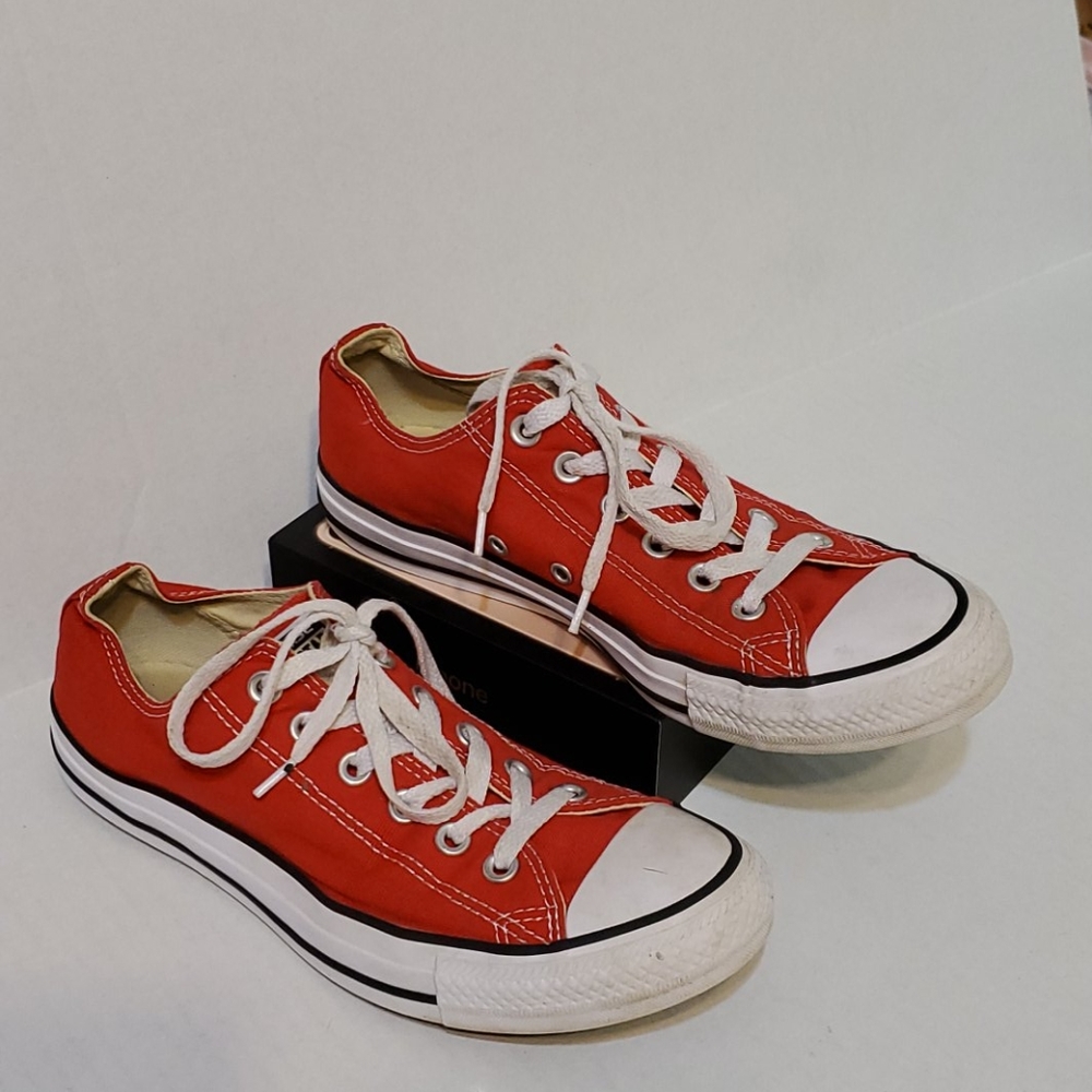 Converse All Star women's shoes size 9